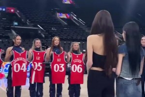 甜甜哒！韩国女团IVE和洛杉矶快船啦啦队一起合练NBA中场秀